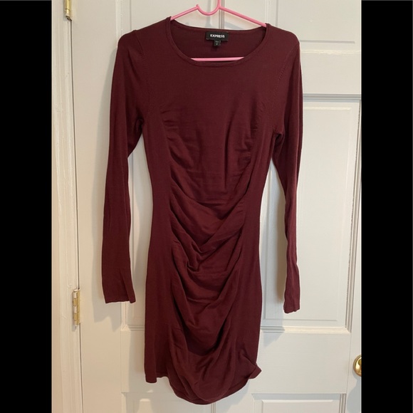 Express Ruched sweater dress in maroon color - Picture 2 of 4
